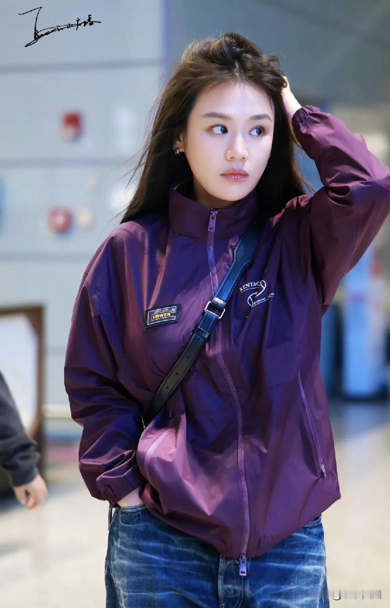 马思纯不胖的时候，颜值真的能打。
之前看她1 - 40岁颜值变化，瘦的时候那模样