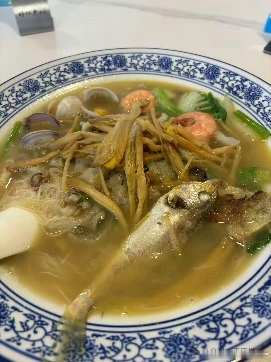 台州这些热乎乎冬日美食暖胃又暖心台州玉环冬日美食太治愈！姜汤米面姜香混海鲜鲜，手