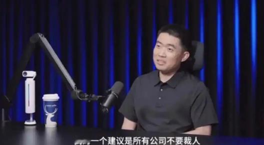 在罗永浩的访谈视频中，李想对外分享了他在“人事”上的新观点。
 
他认为随着技术