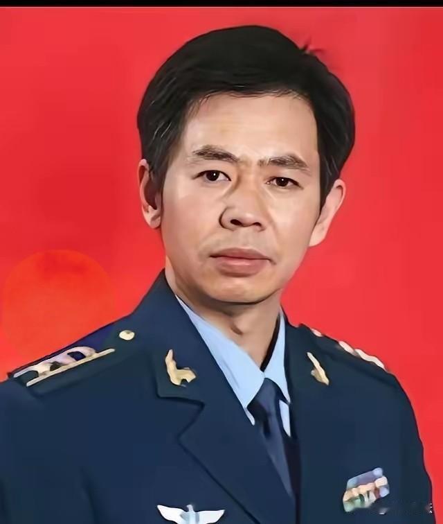 戴旭：“中国总是对全球的善意过剩、而武力又稍显不足，这种不平衡，恰恰是最致命的。