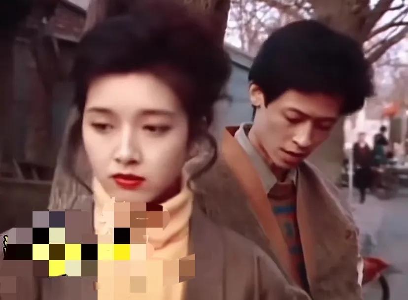 这三位女演员长得好像，
你能叫出她们的名字吗？