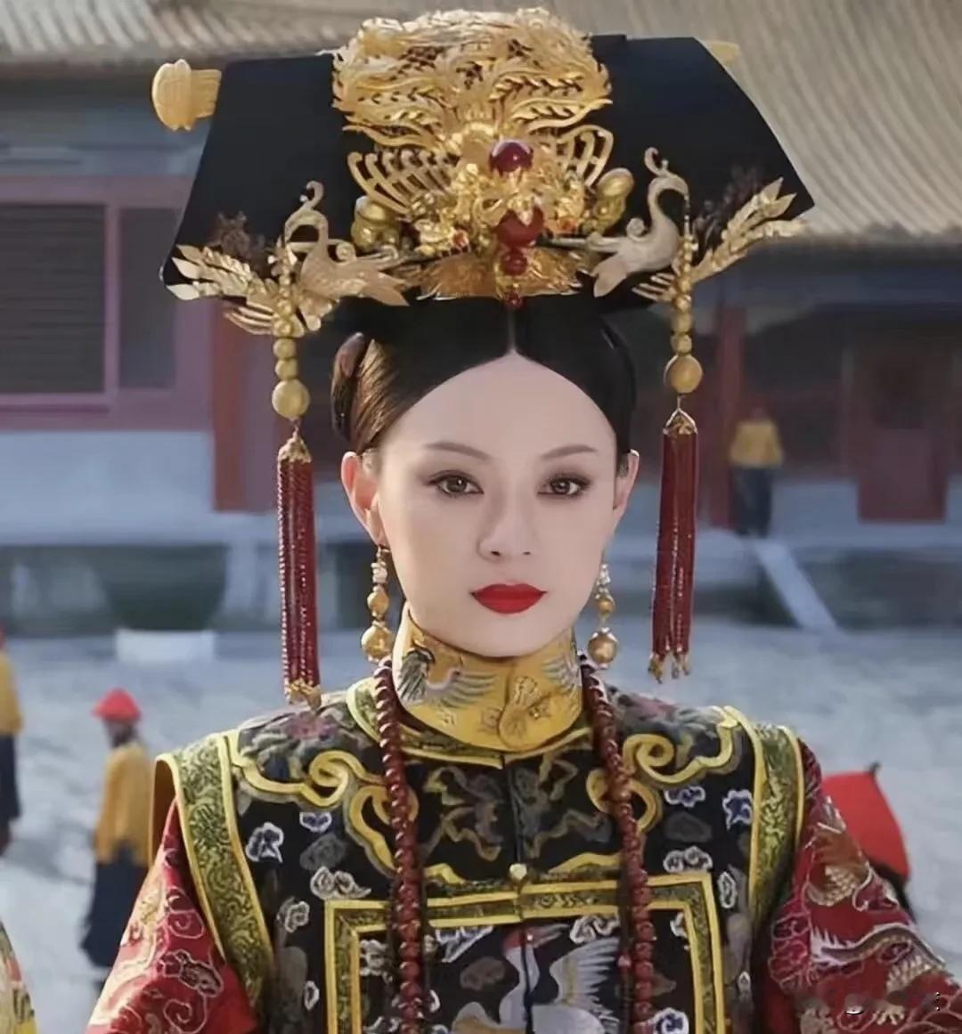 我一直觉得甄嬛这个角色过于理想化了，是只能在虚拟作品里出现的性格，因为你可以说她