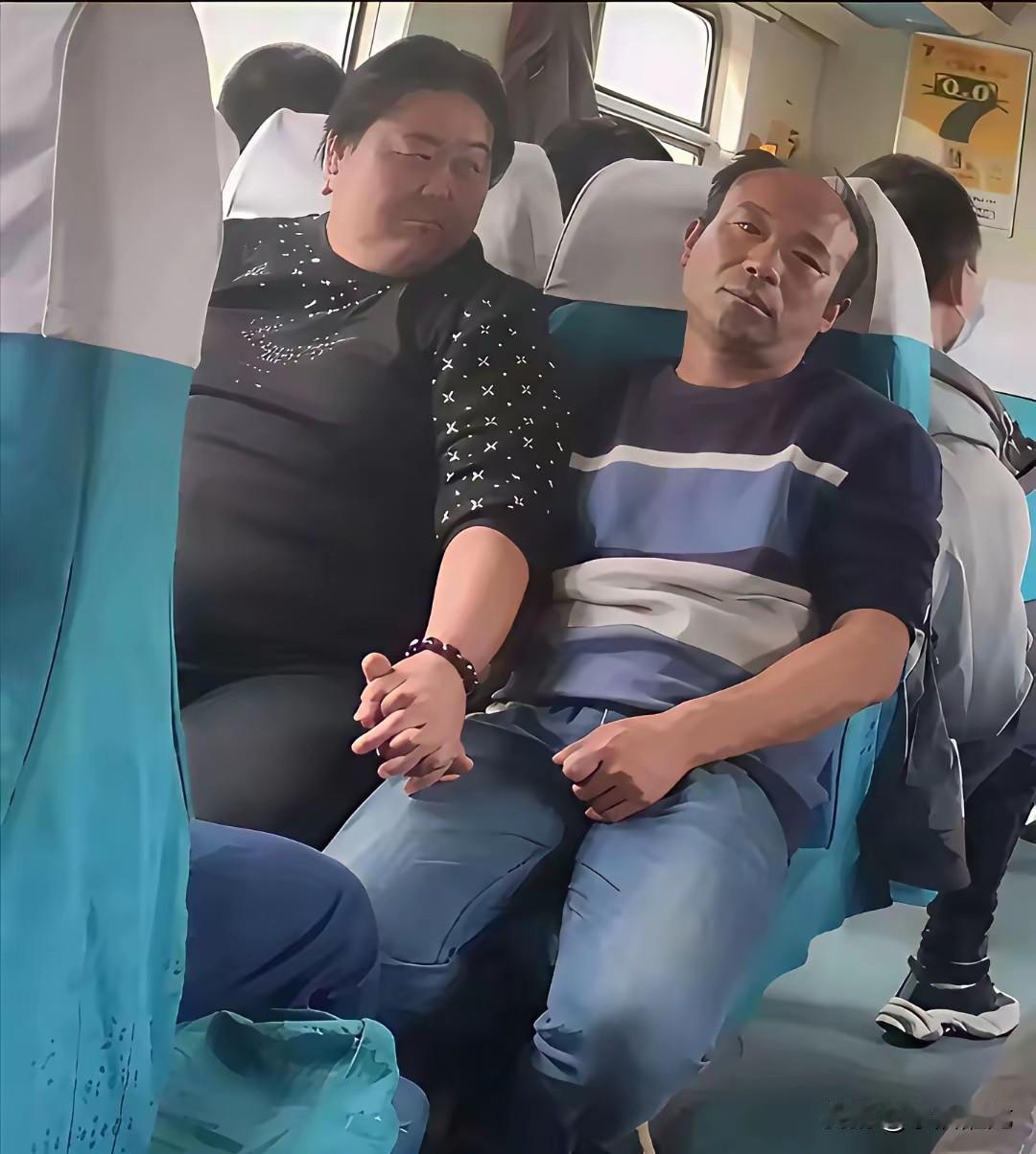 夫妻之间的十条定律，家家都适用，大家看看准不准？
一、反感定律：丈夫最讨厌喋喋不