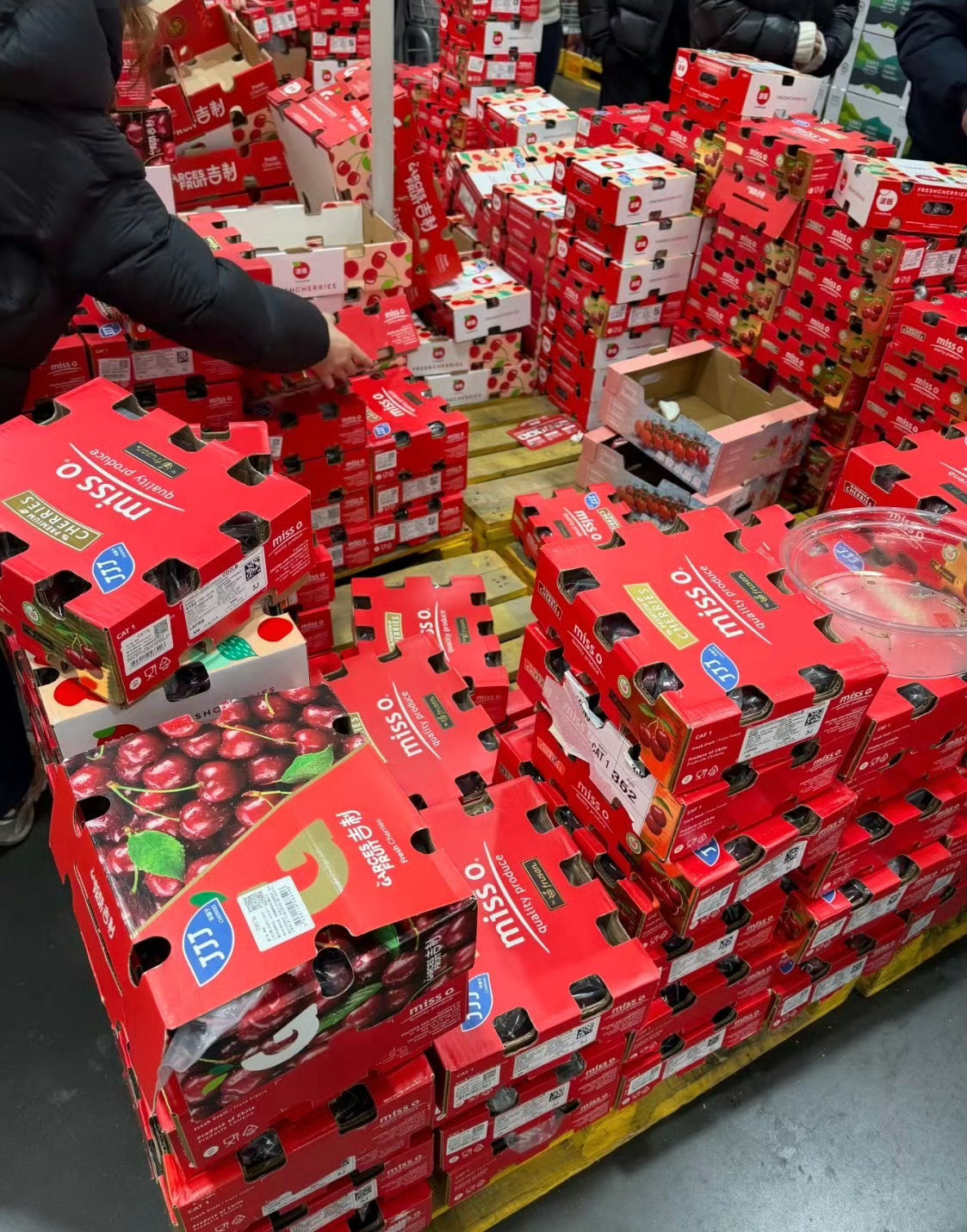 专业知识分享：车厘子卖家赌涨价压货车厘子最两大食用功效，第一次补钾运动后大量的出