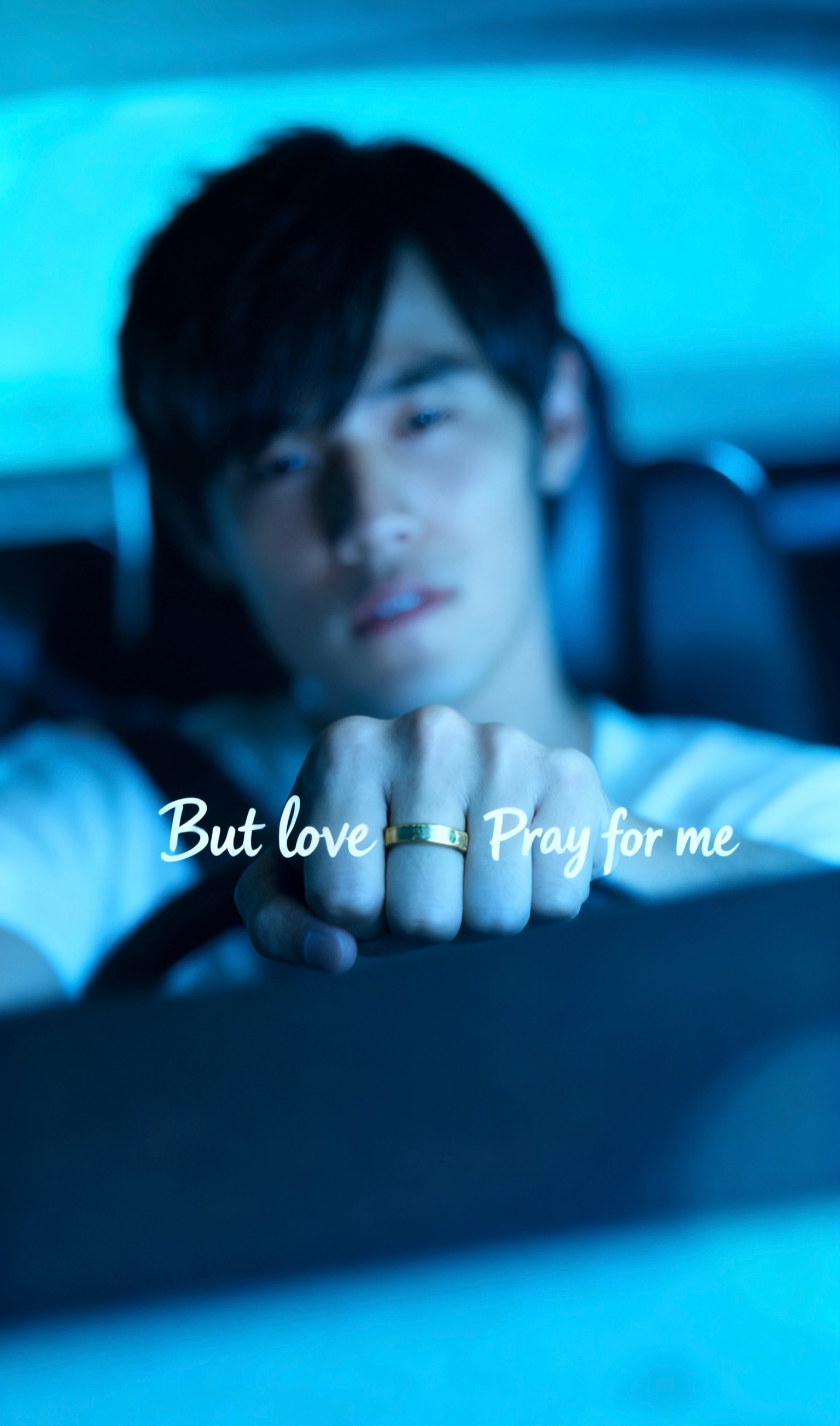 周杰伦[超话]  锁屏壁纸But love pray for me喜欢自取❤️ 