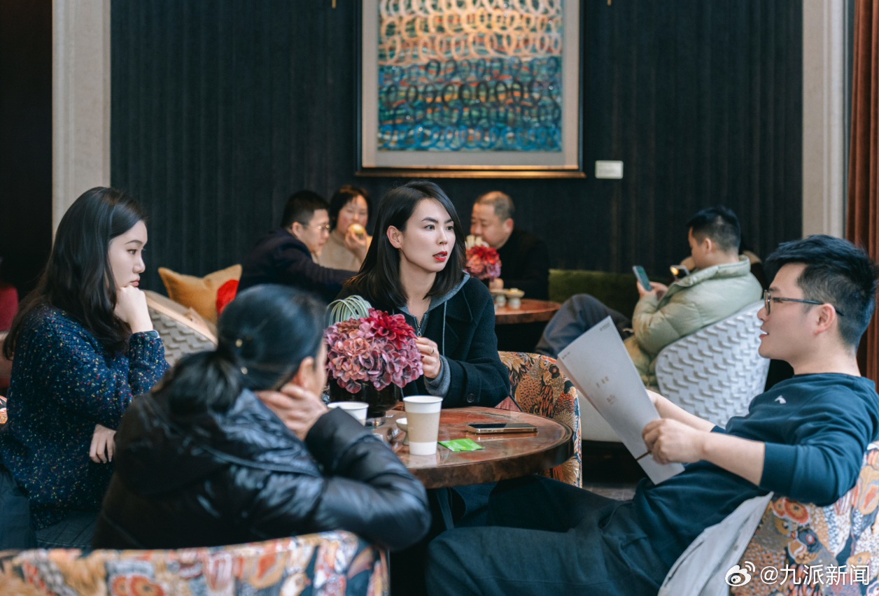 #外地务工女子为父母在武汉买房养老#【#武汉一楼盘卖了6亿负责人发声#：一天70