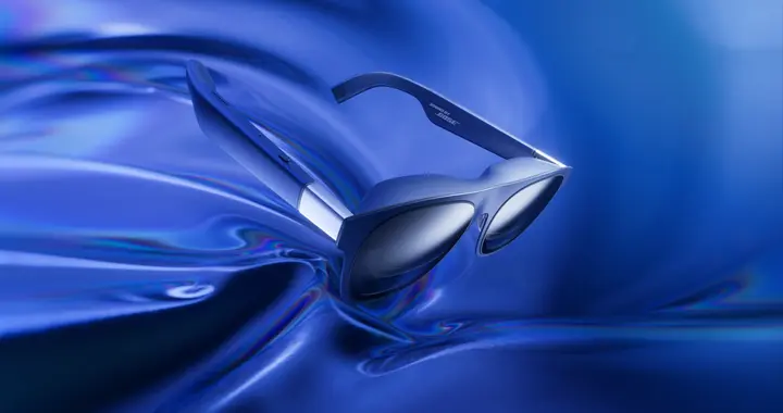 XREAL 1S 正式发布：一副眼镜，开启500 英寸随身空间巨幕时代