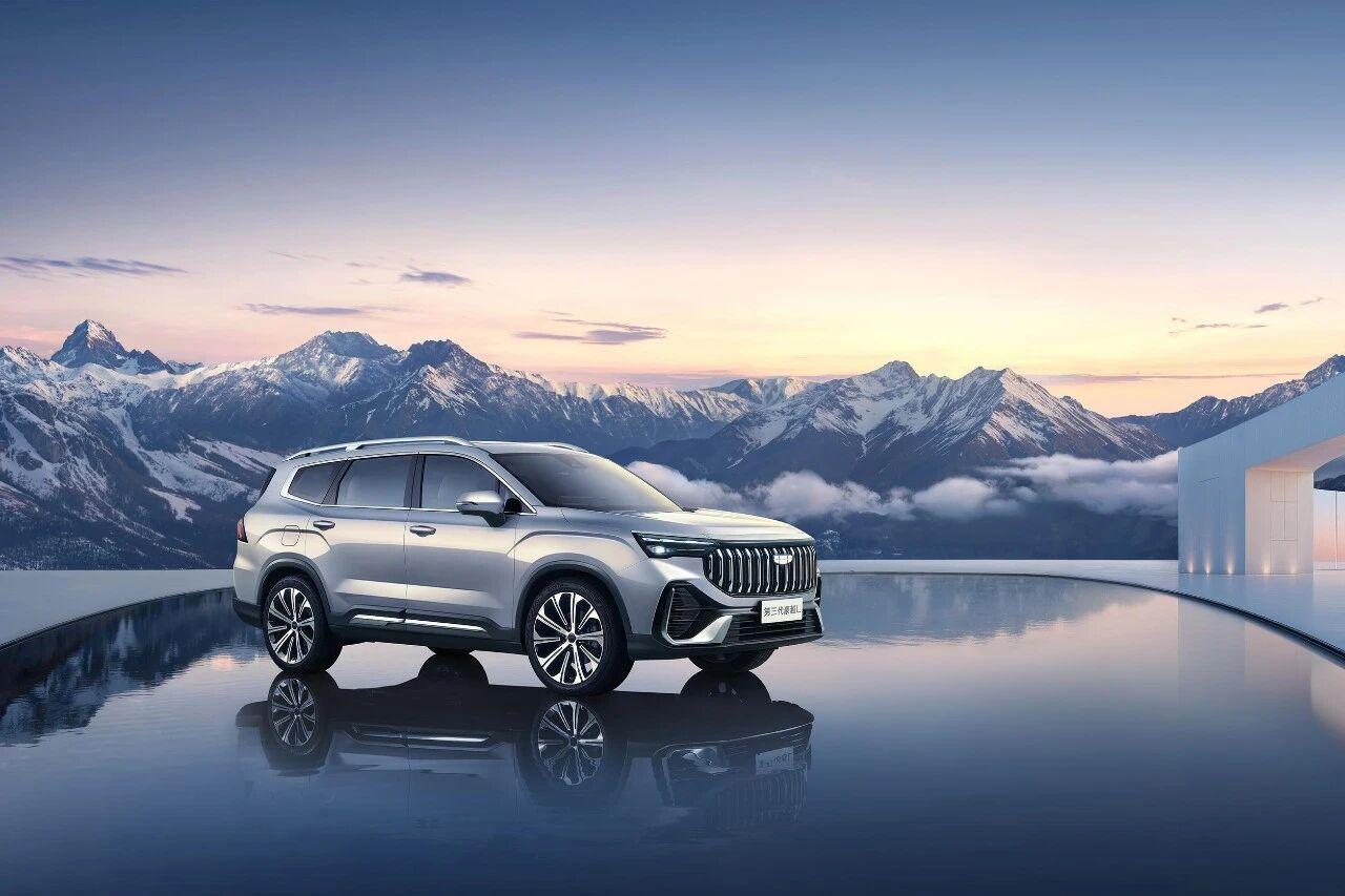 换回24款设计？新款吉利豪越L官图发布 提供多种座椅布局日前，官方正式发布了新款