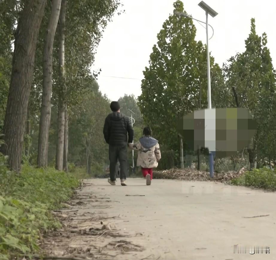 夫妻离婚后，丈夫意识到自己错误，想复婚，通过平台请求妻子原谅，网友却喊话女方别回