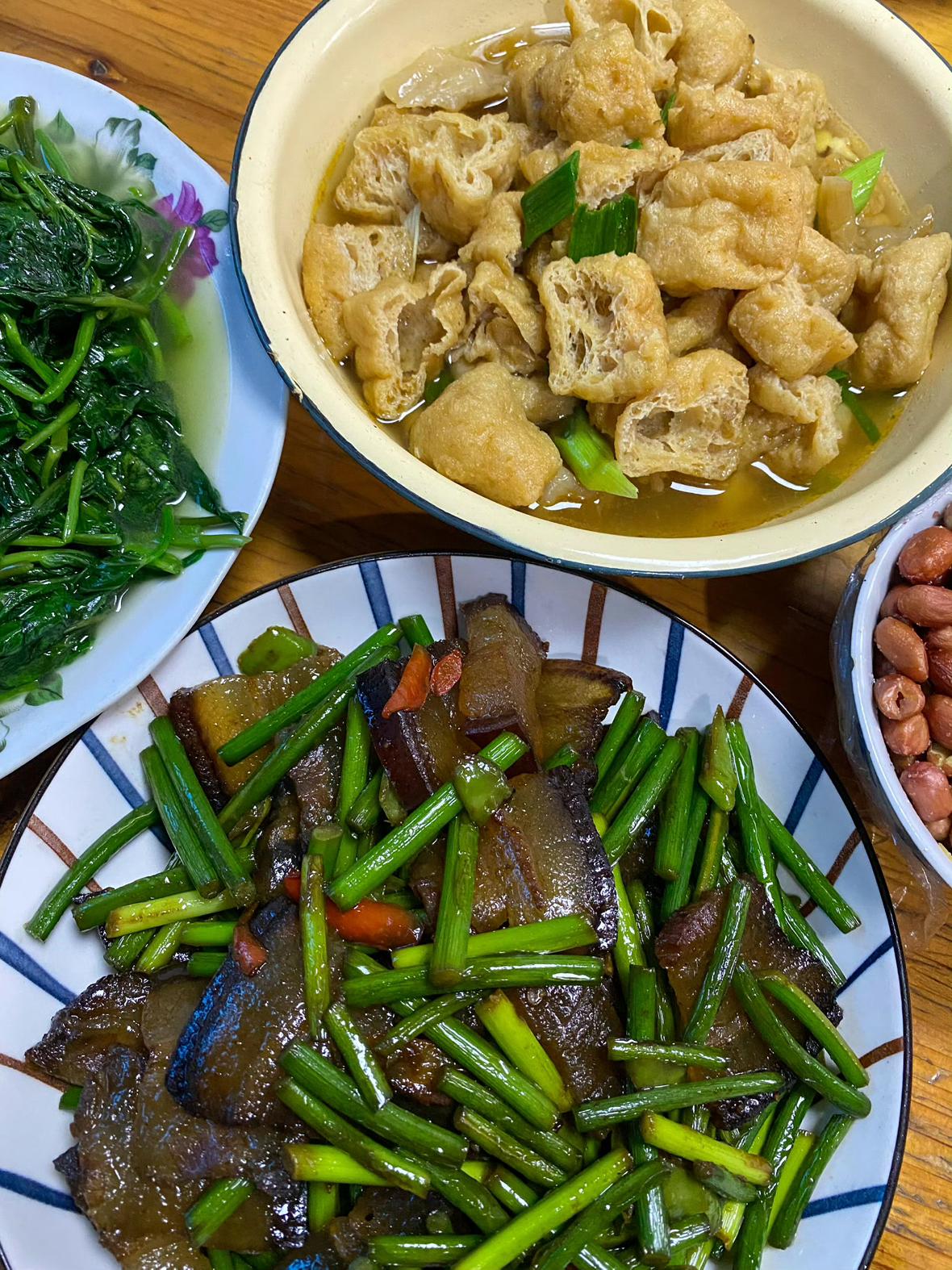 我的今日状态：😁轻松愉快
我这里的天气：☀️晴天