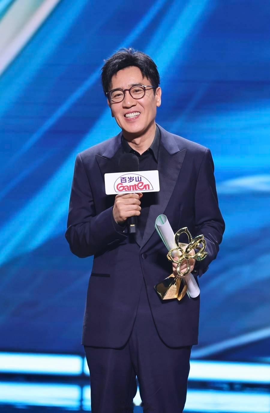 金鹰奖最佳男主角于和伟「沉默的荣耀」，恭喜！他已凭借这一角色接连拿下白玉兰奖和金