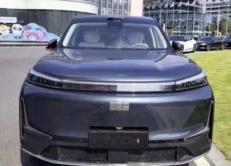 2026 款吉利银河 M9 亮相，六座 SUV买六座 SUV 最怕什么？销售说“