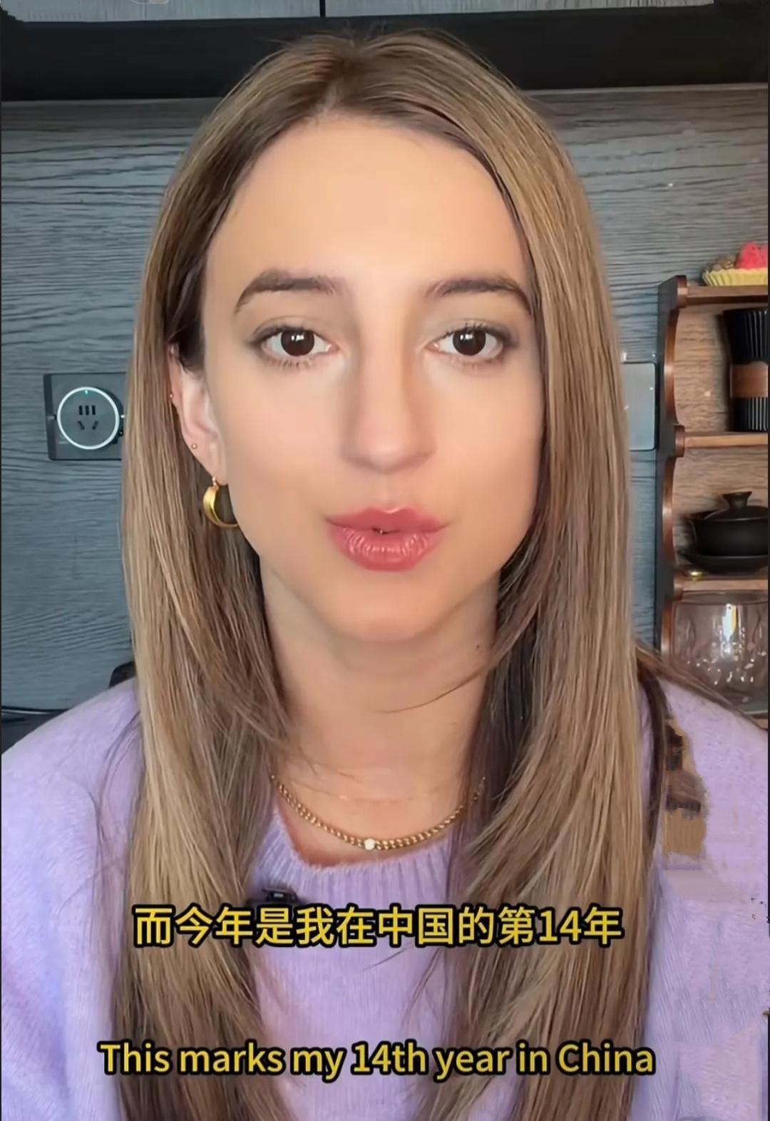 原来一方水土养一方人
这句话这不是瞎说的!
最近网上都在批出国华人的二代、三代越