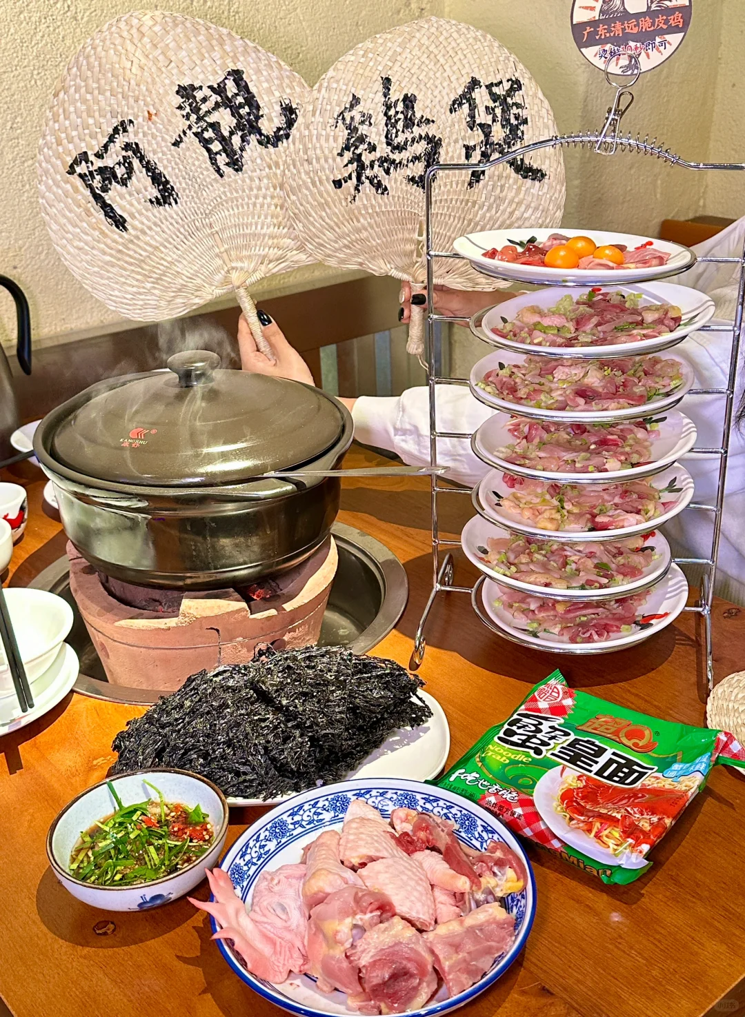 火爆惠州的排队王鸡煲到底有什么魔力❓