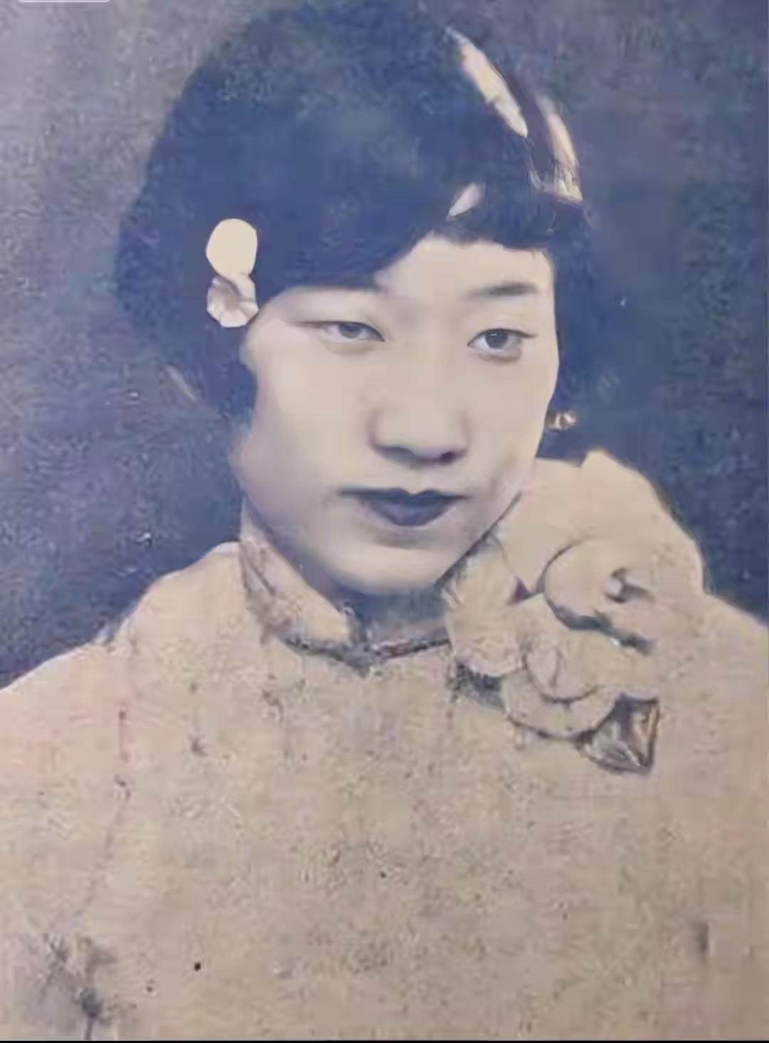 张学良晚年曾说过一句耐人寻味的话，这句话让一位叫“蒋四小姐”的女子突然出现在公众