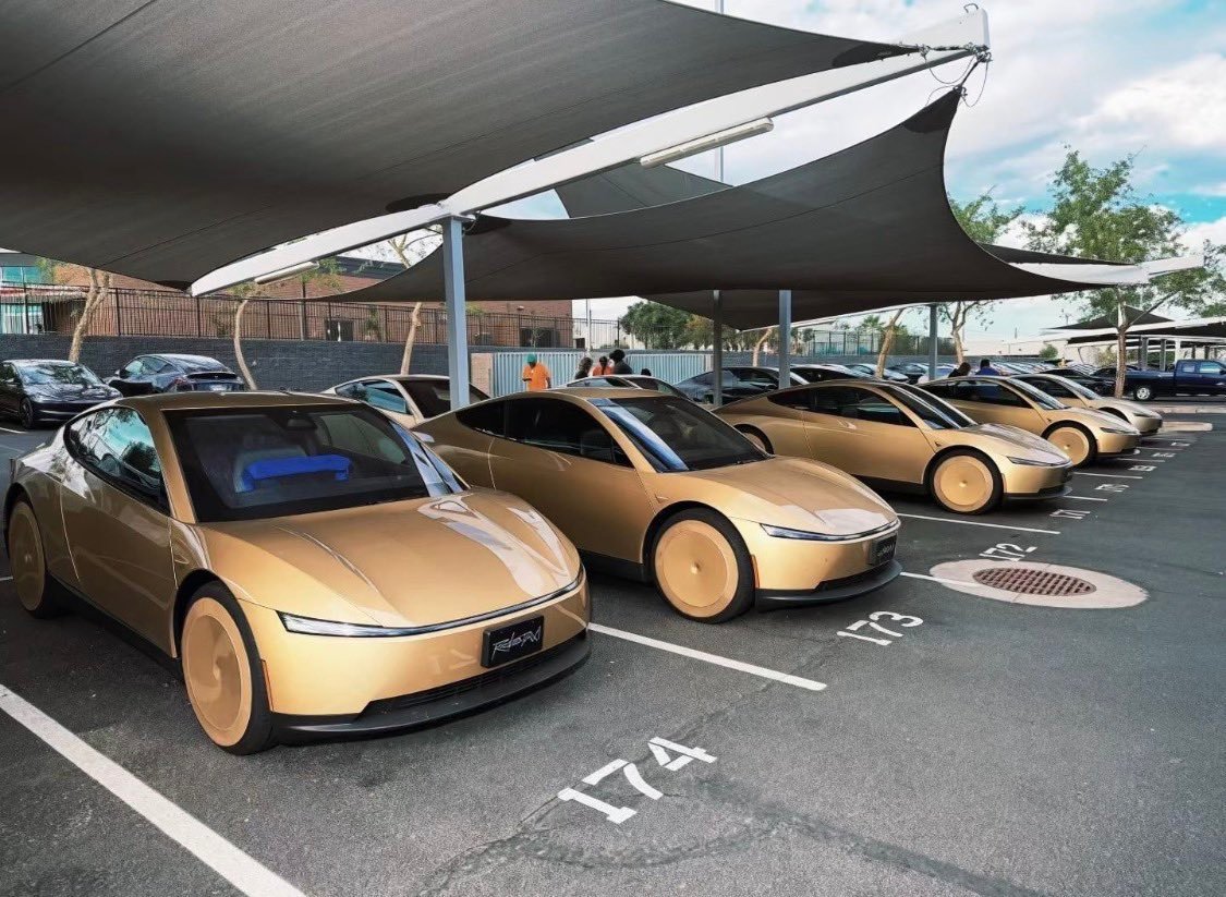 根据美国国家公路交通安全管理局（NHTSA）最新发布的数据，特斯拉Robotax