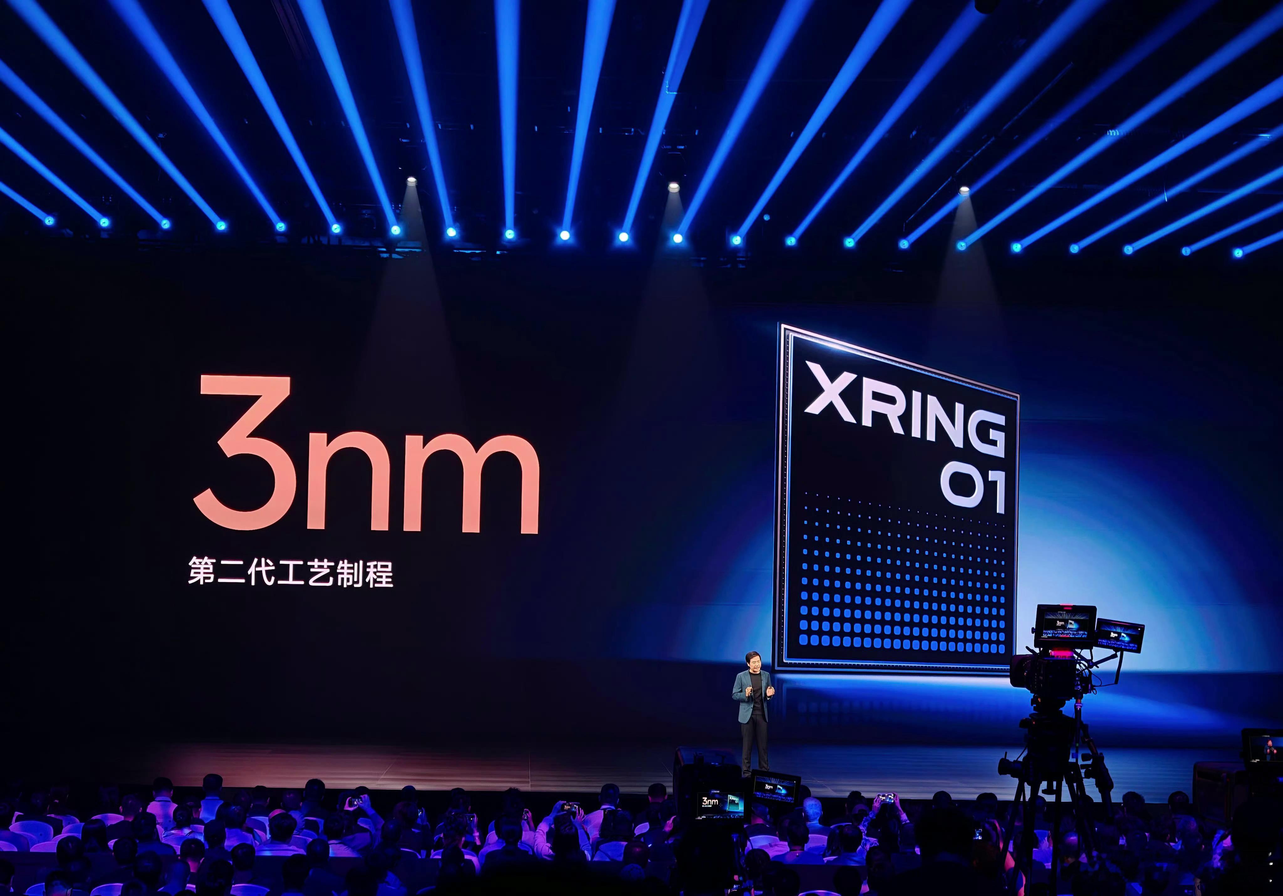 新一代中国科技中坚力量迅速崛起在全球科技竞争白热化的当下，芯片已成为重塑产业格局