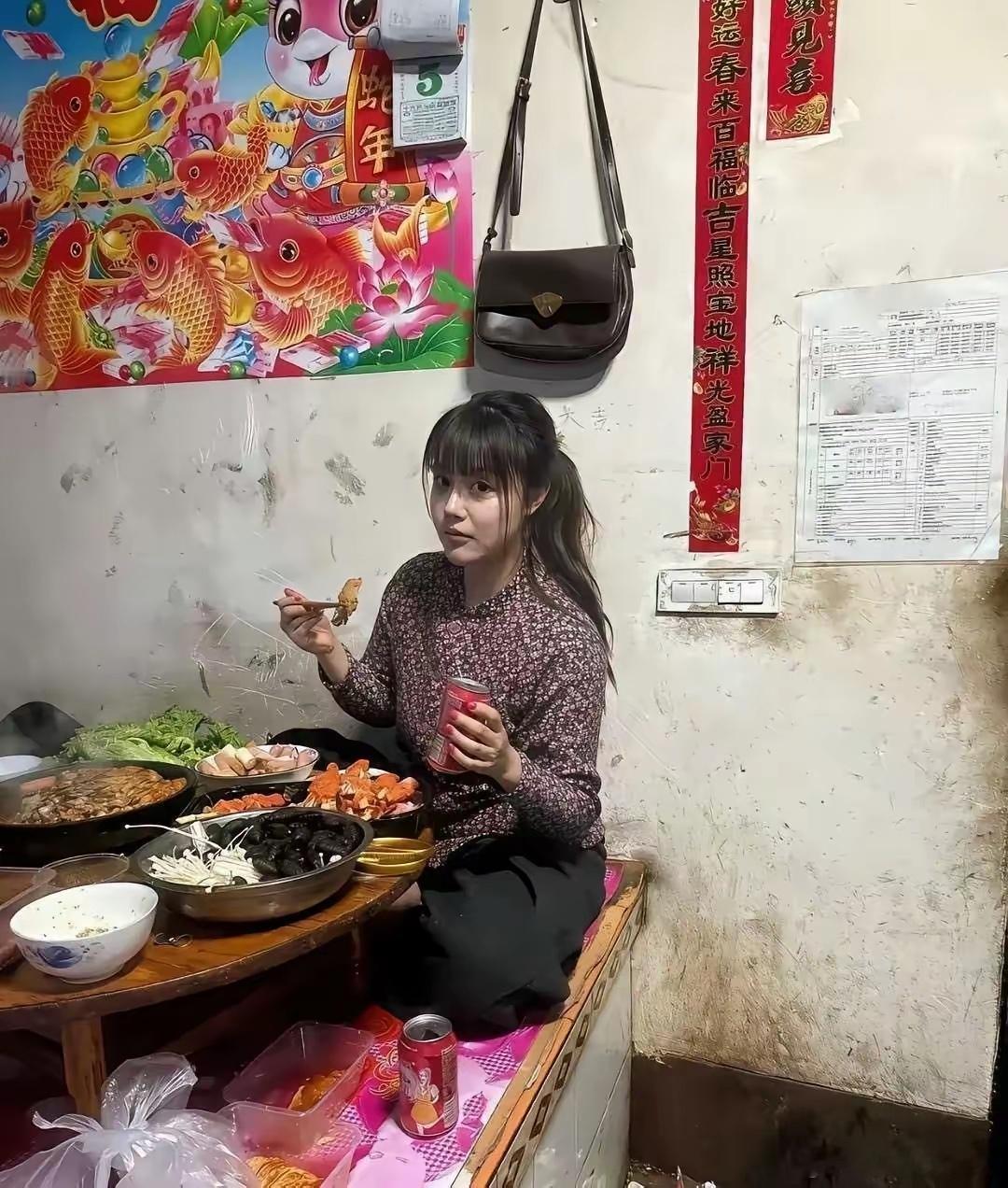 家庭条件真不一定差 看那开关 