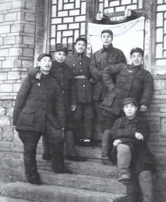 1979年苏振华病逝，妻子陆迪伦提出唯一请求，中央立即批示：同意
苏振华家庭经历