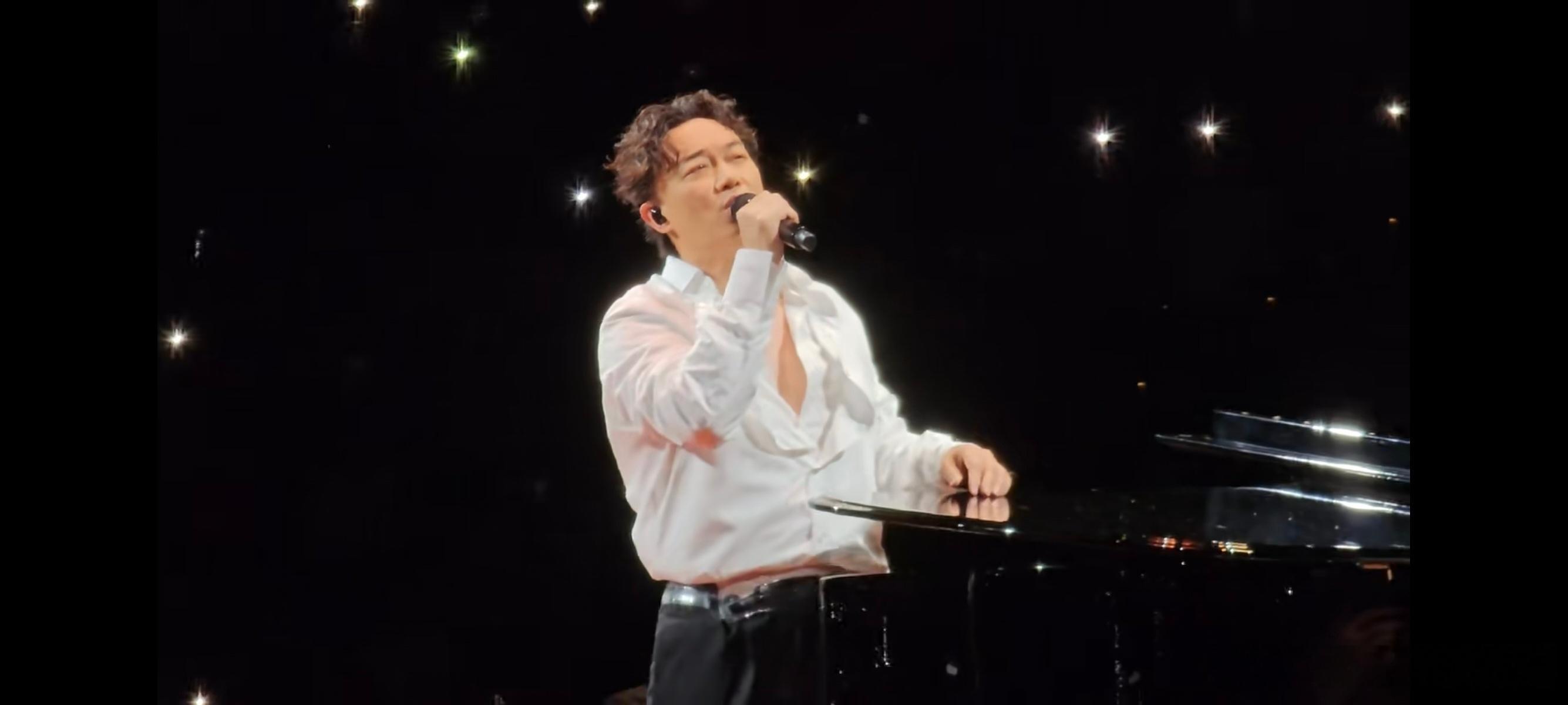 陈奕迅演唱会 帅哥生日快乐！永远18快快出来巡演陈奕迅陈奕迅