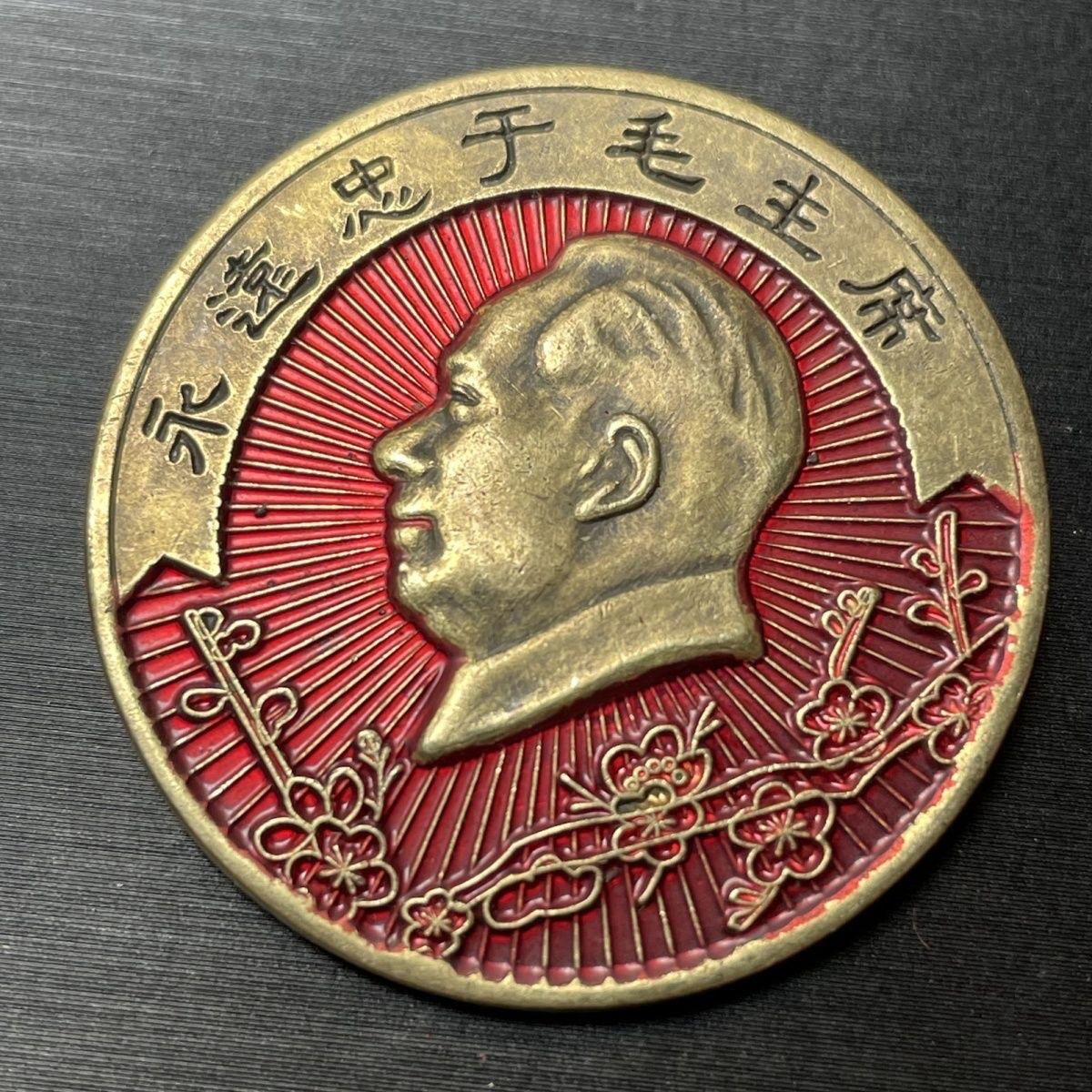 强者对弱者没兴趣。水瓶对蠢人也没兴趣。
强者不可能欺负弱者。水瓶也不会欺负弱者。