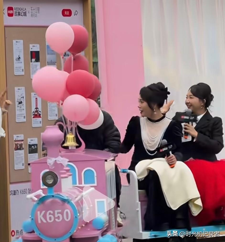 娱乐圈长相最真实的女演员李雪琴和辣目洋子。
这两人不漂亮，但是最近就是很火，不是