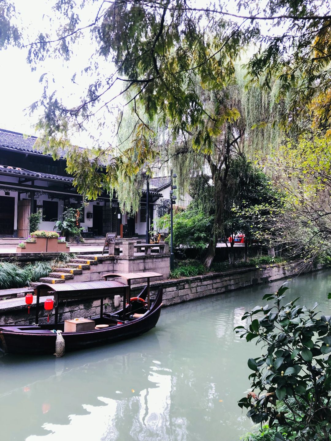 比起西湖，我更喜欢3块钱的水上巴士🛶