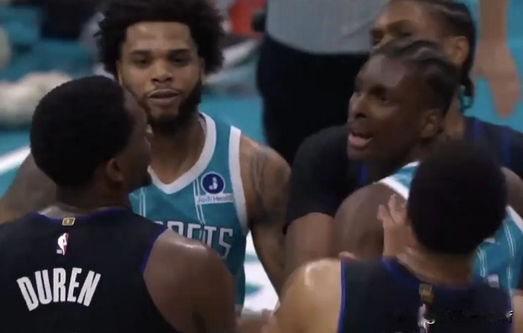 斯图尔特恐怕禁赛10场起步！

黄蜂和活塞的比赛进行到第三节7分09秒，迪亚巴特