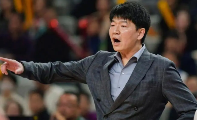 邱彪：小外援有两三个接近签约，但他们想冲击NBA所以没签成