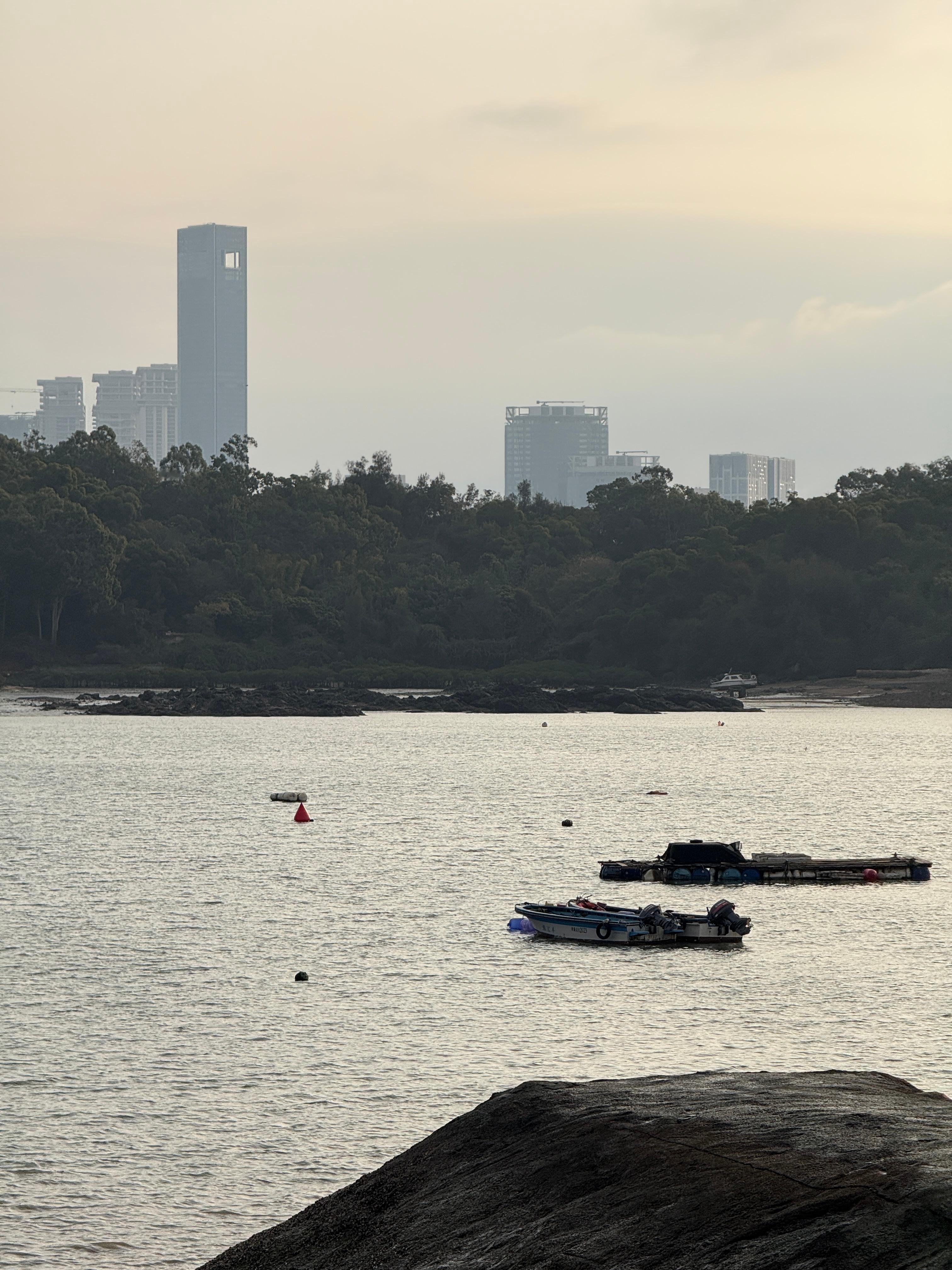 跑步即刻开跑 667手表数据又飘了，给我来了个2分配，吓死掉今天的节奏控制的不错