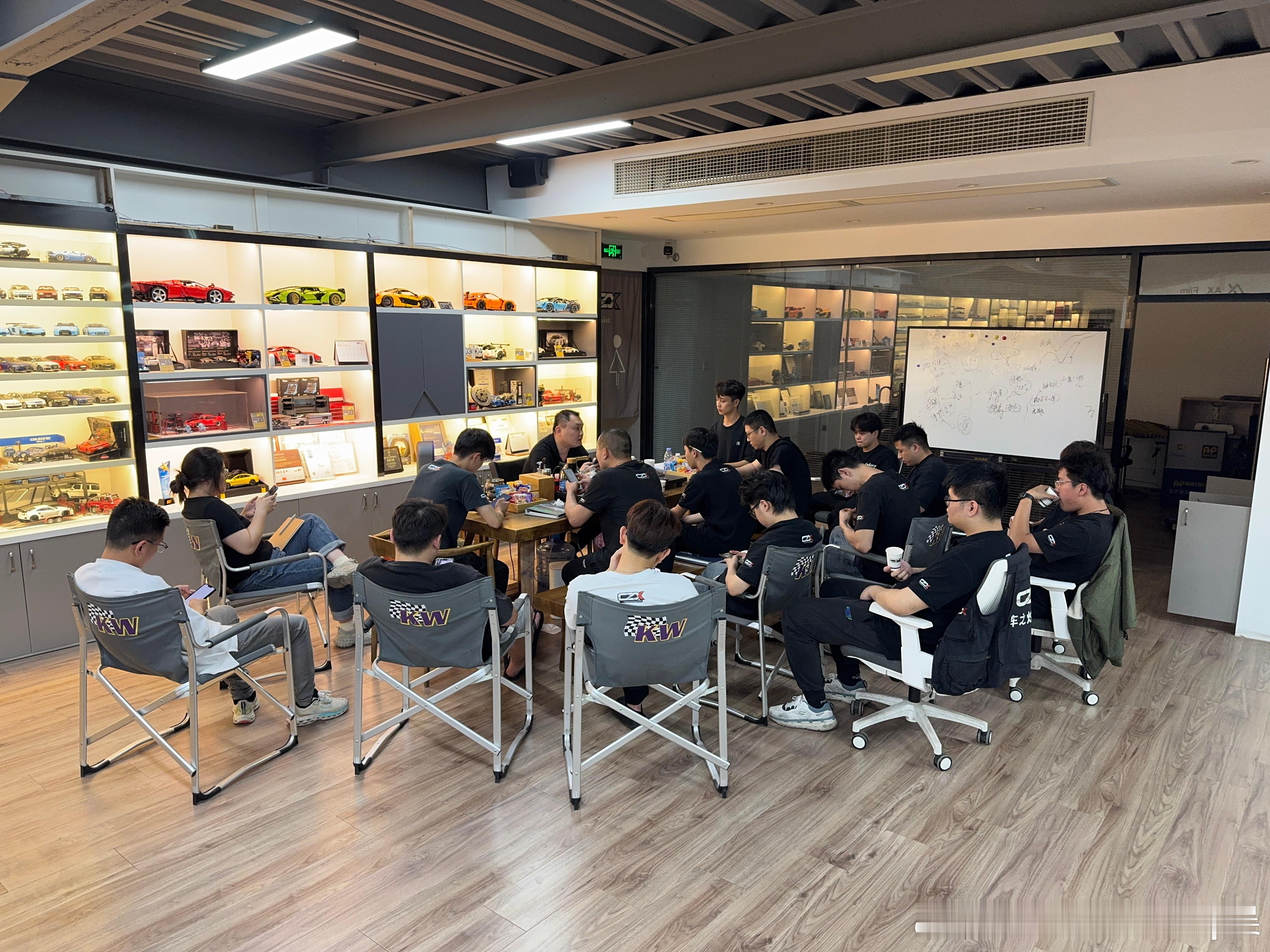 开会 发薪 复盘 15天发一次 不拖欠 不押薪 享福利  ​​​