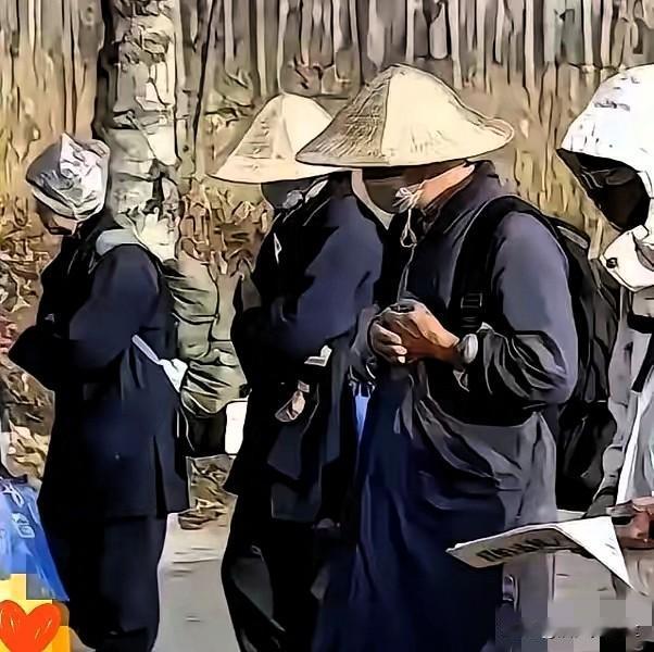 最近不少地方的寺庙说要“整顿”，其实一点都不奇怪。

说白了，就是蛋糕分配的问题