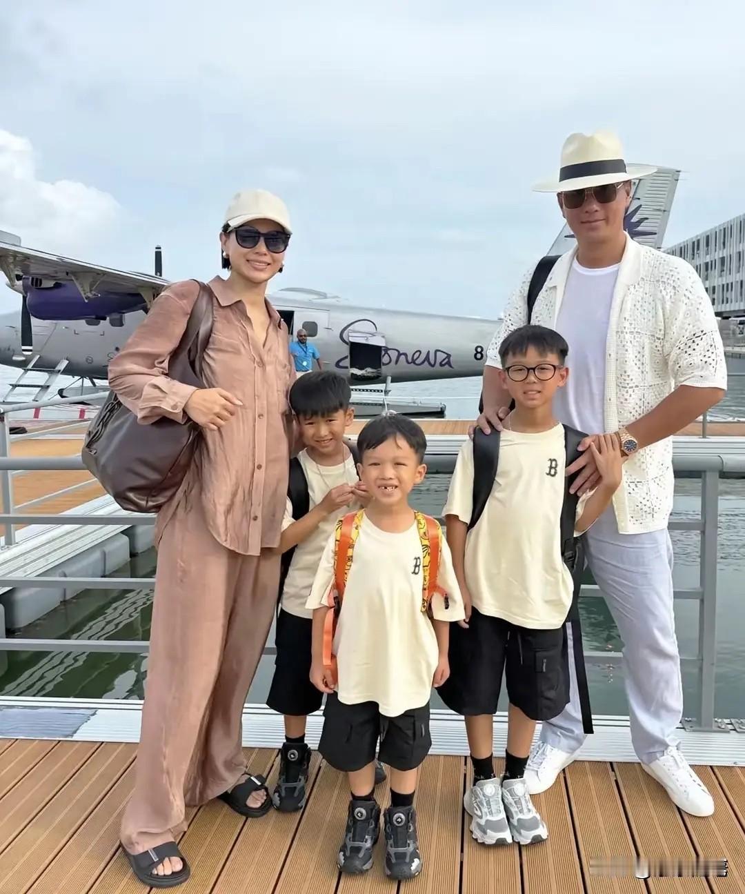 好的，我将结合您新提供的素材，延续之前“自律与松弛”的对比视角，写一篇新的百字短