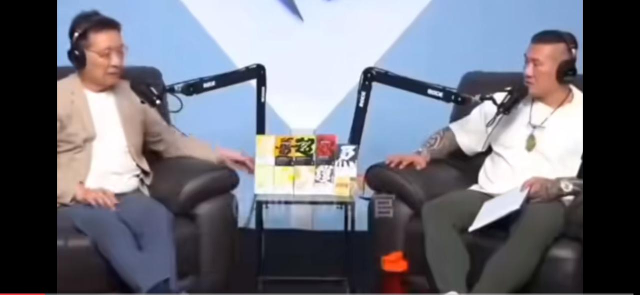 赵少康在馆长的网络平台上，终于公开说出了蛙岛某党一些人的鬼心思，当馆长故意聊赵少