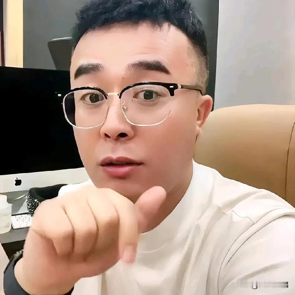 桃白白二次主要举报蛋蛋
  桃白白已把材料已递给白云区监管局，主要包括蛋蛋202