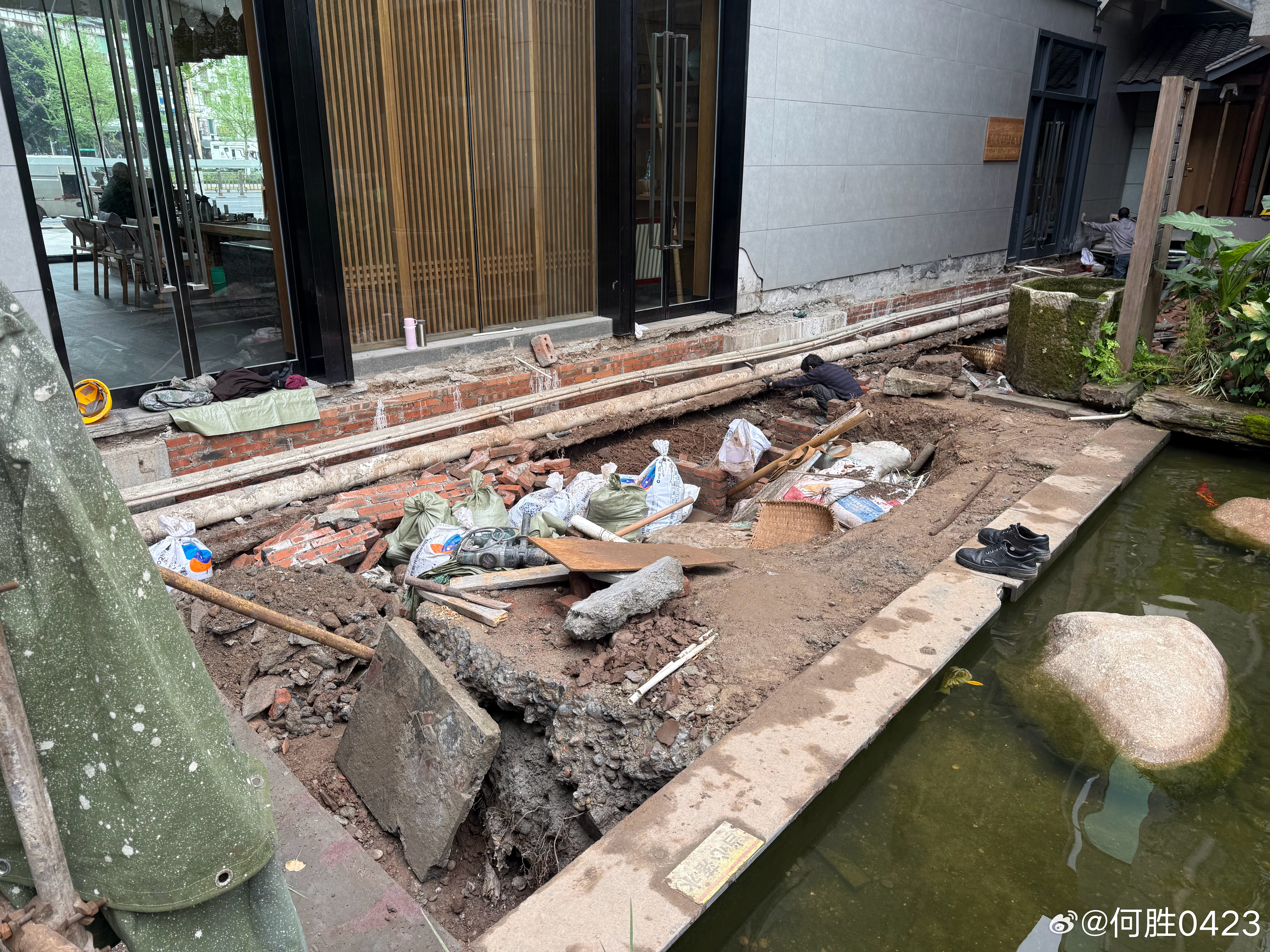 干回老本行了 峨眉山