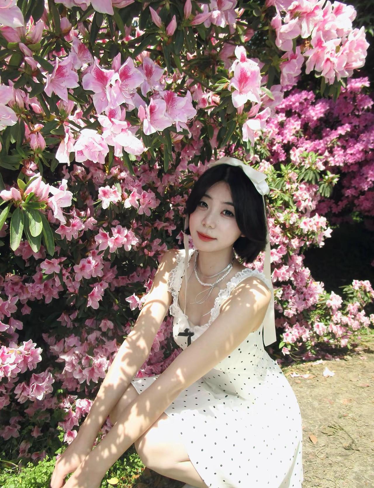 把我的心搞的乱乱的还在萌萌的笑！iu 韩系穿搭 春天 花