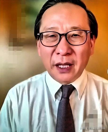 高志凯教授厉害了！
在一档电视节目中，毫不客气地回怼美国某学者。美国学者大放厥词