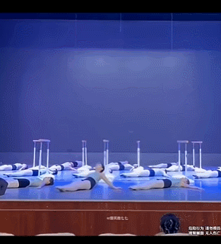 醒早了，要不再睡会？ 