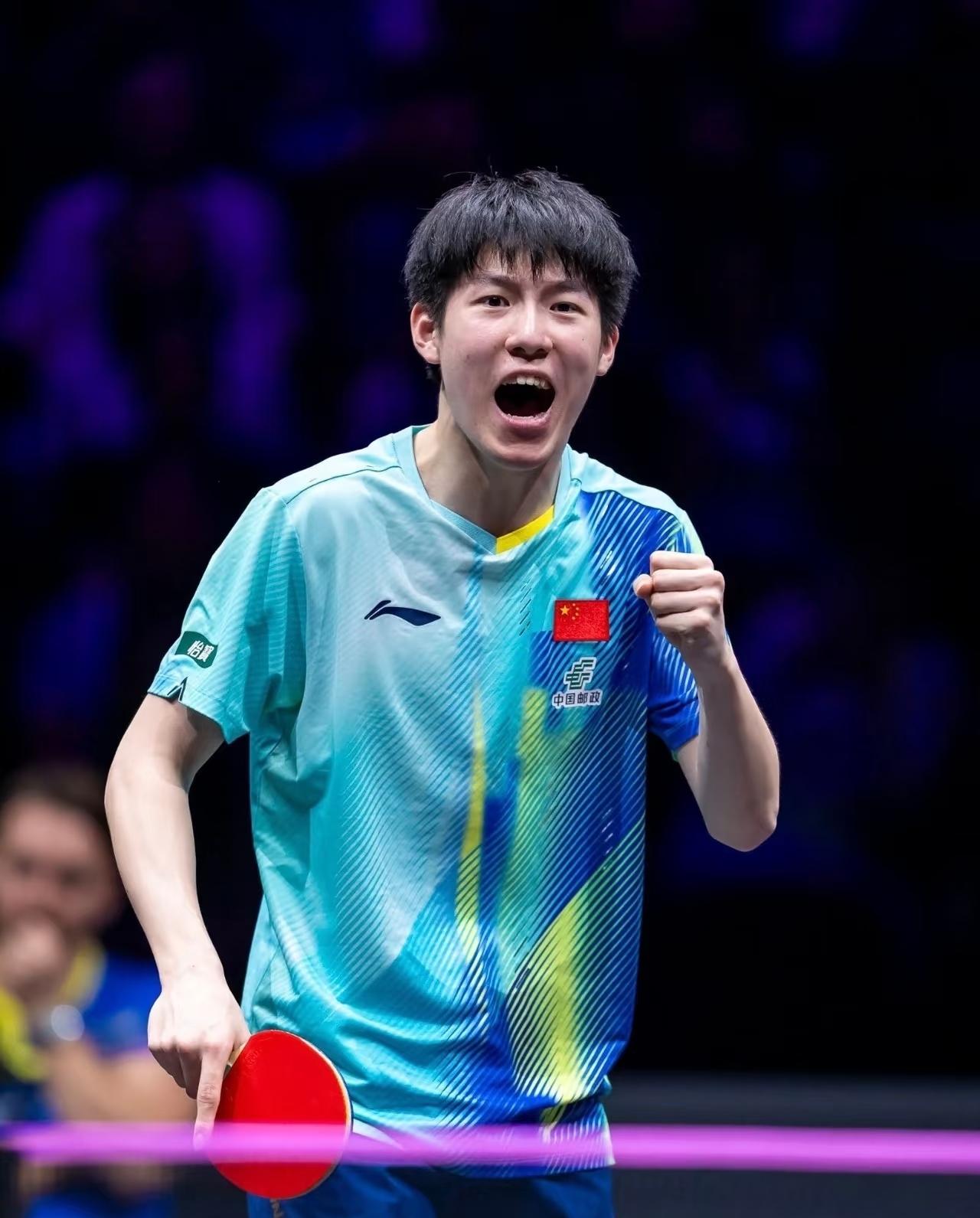 我就明着打你！结果出来，张本智和又焉了，根本打不过温博瑞。
温博瑞出手果断，关键