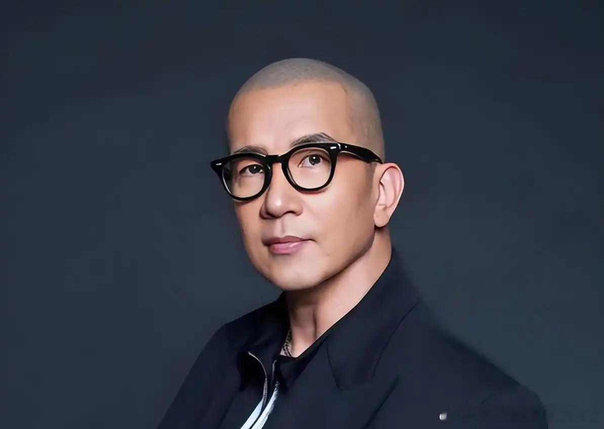 遇到一个人嘲笑我，说我太天真，居然相信具俊烨。他说，你不懂人性。哼哼。别的不敢说