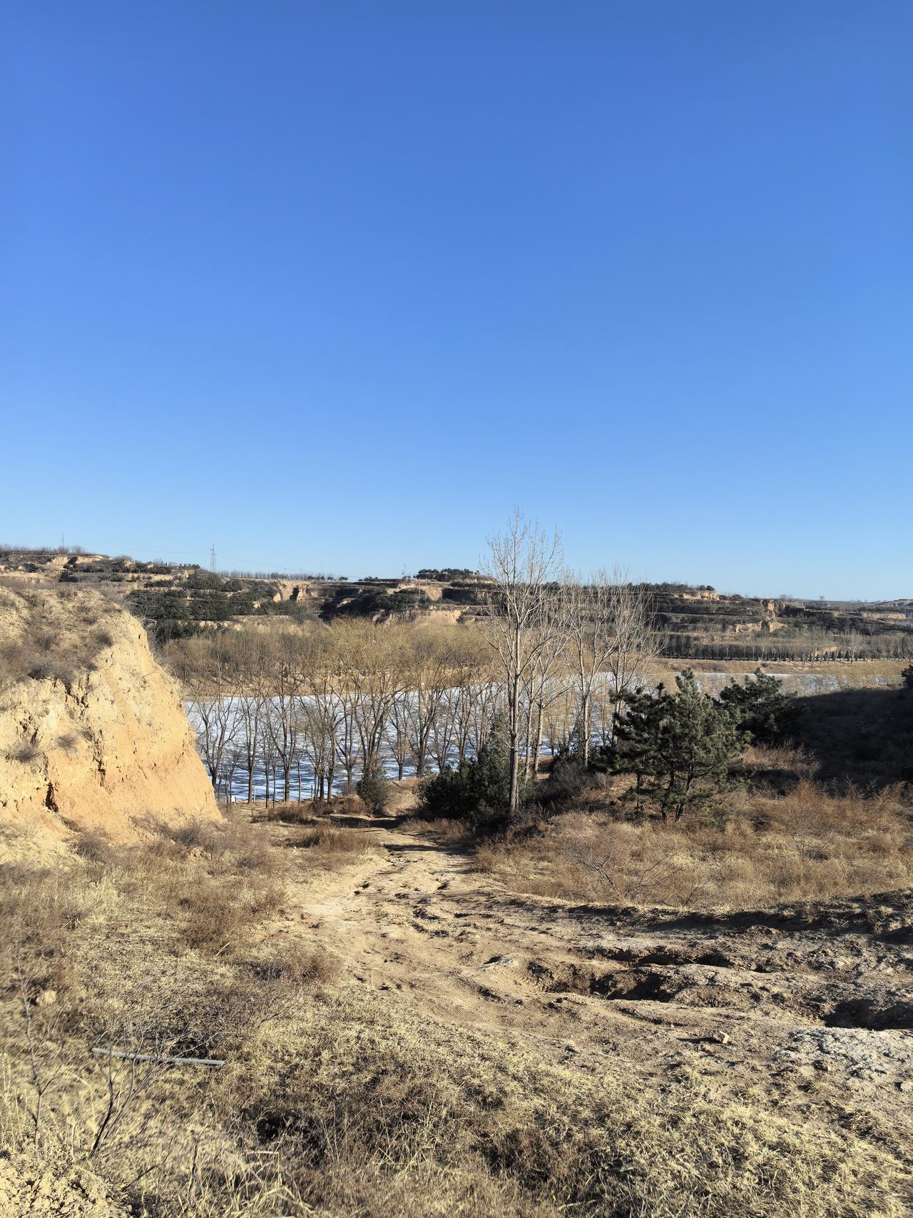 你认为晚年幸福的关键是什么?
两口子相濡以沫，子女们成家立业，老人们健康快乐！