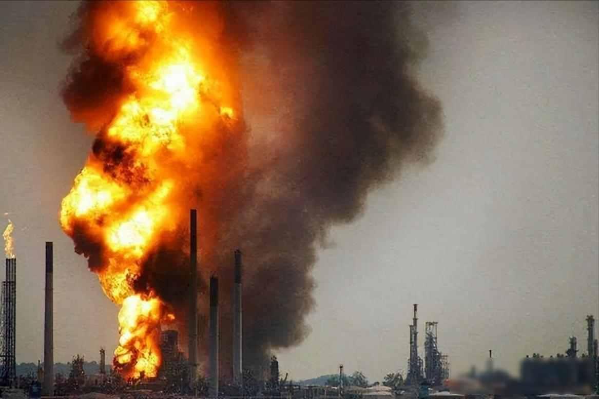 以色列快撑不住了，美军驻军成烫手山芋，小国求生反陷更深泥潭

2026年3月，以