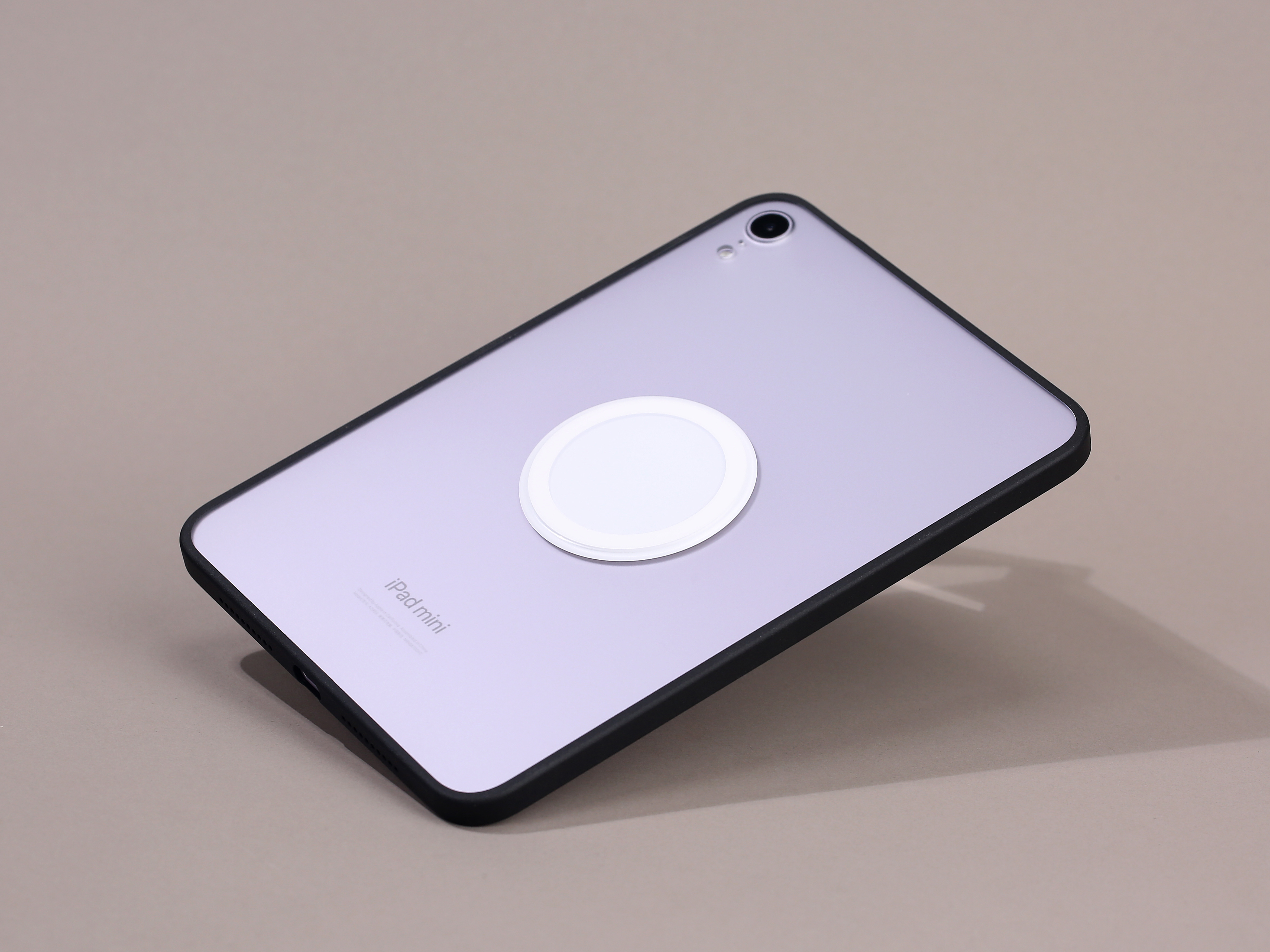 今天新上的平板专用款引磁片，看看这个边缘弧度，饱满圆润CNC 精雕工艺造出来的，