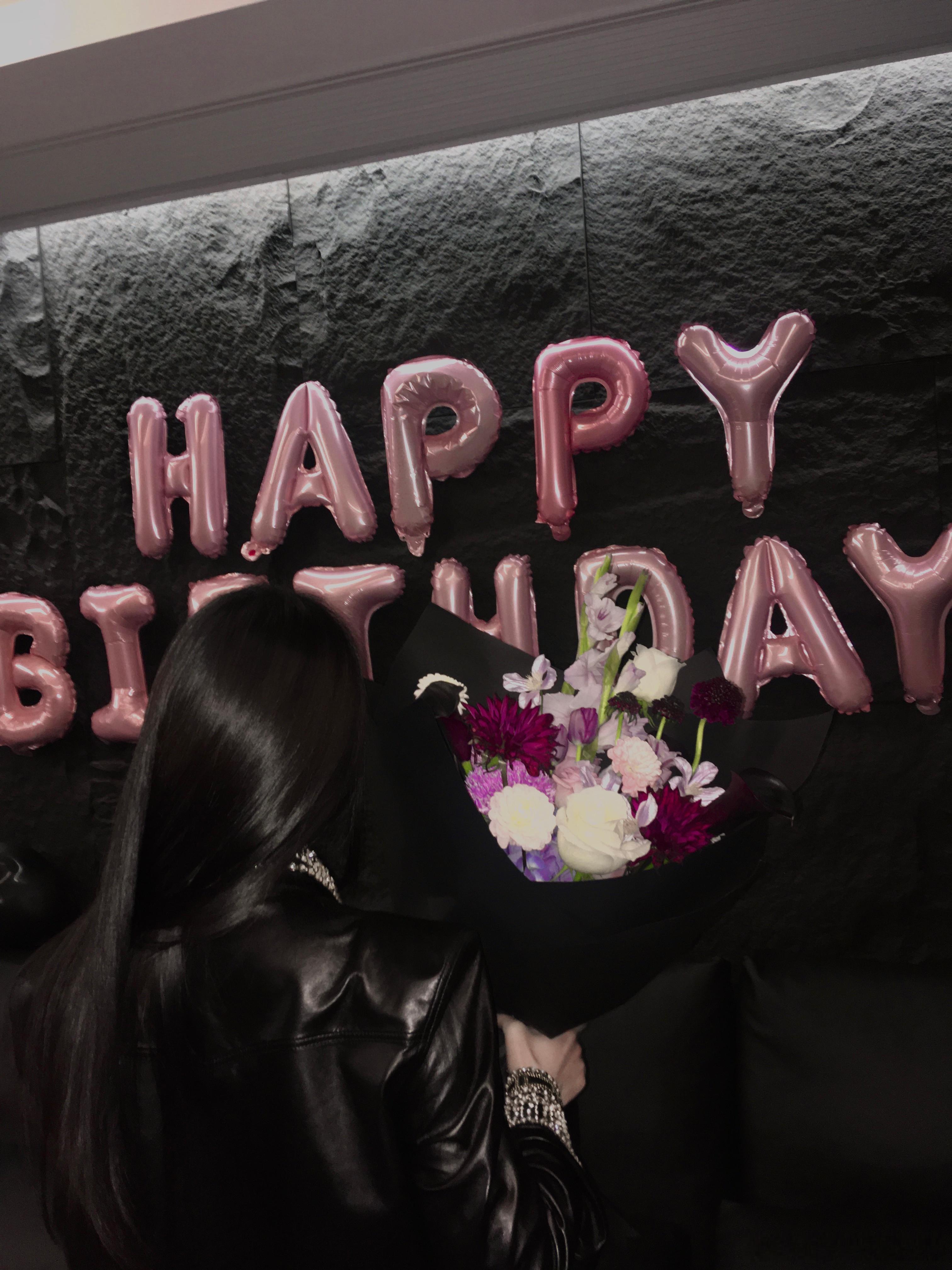 ᐝ ꙳ （๑⃙⃘´༥`๑⃙⃘) 𐂐 ჻ 