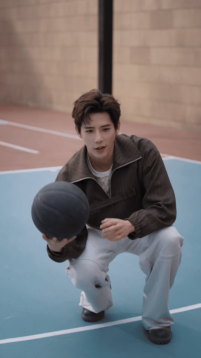 王安宇姚安娜华为先锋大使是谁直接梦回前作！姚安娜王安宇再度联手了，这不今天刚官宣