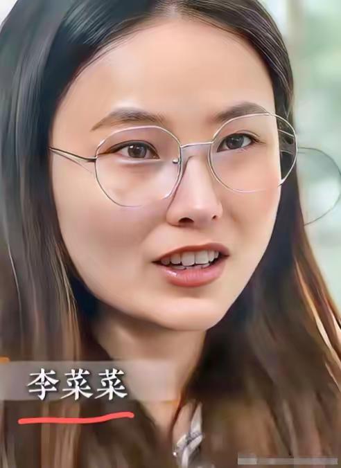 浙江，95后女孩患不死癌症，瘫痪在床，家人放弃让其自生自灭！女孩不认命，坐着轮椅