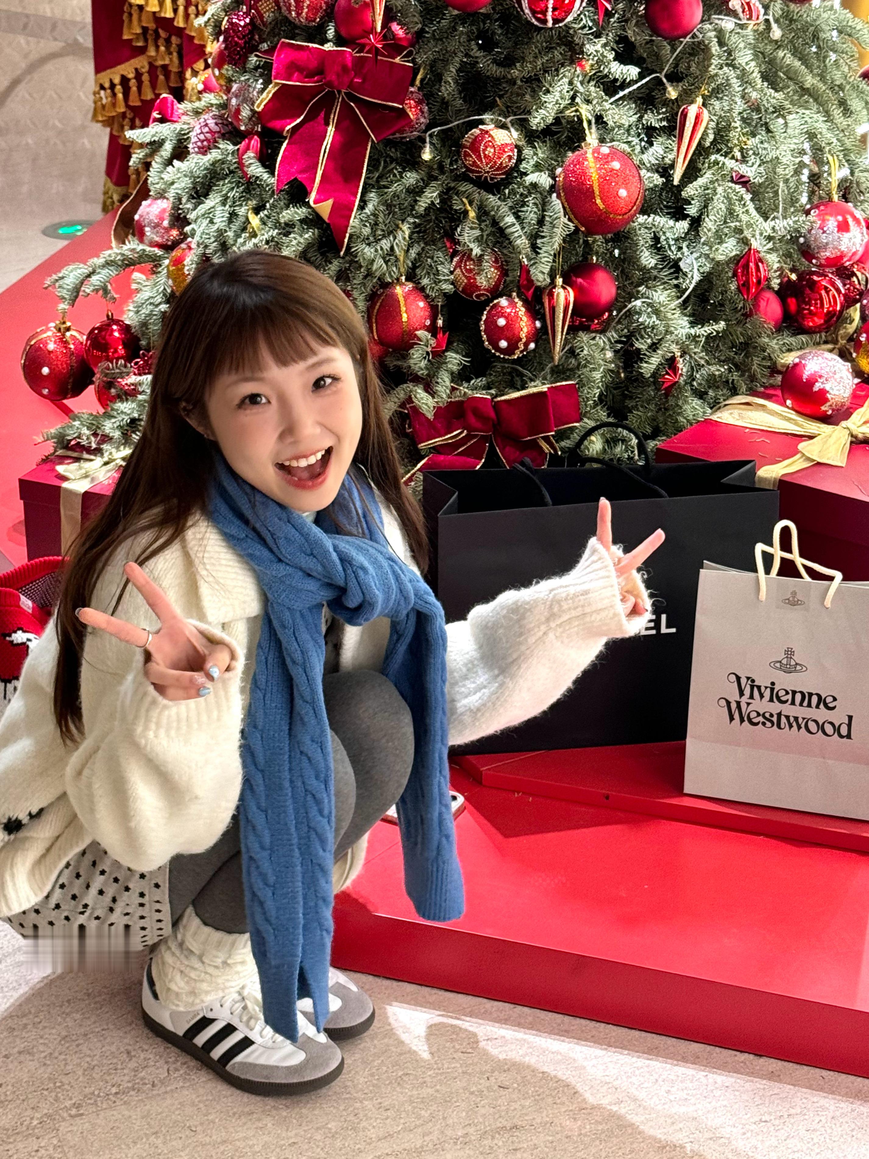 🖤 买买买犒劳一下小女孩 ​​​