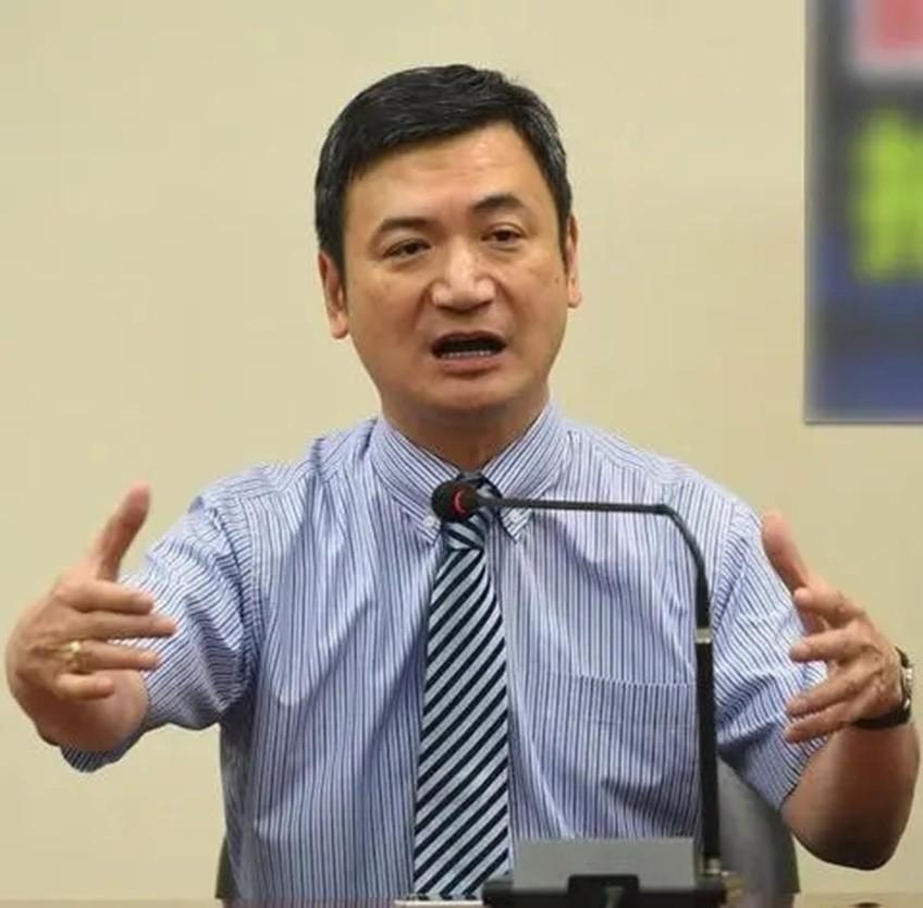 马英九执政时期的“国安会”副秘书长、中国文化大学社科院讲座教授杨永明今日发文对两