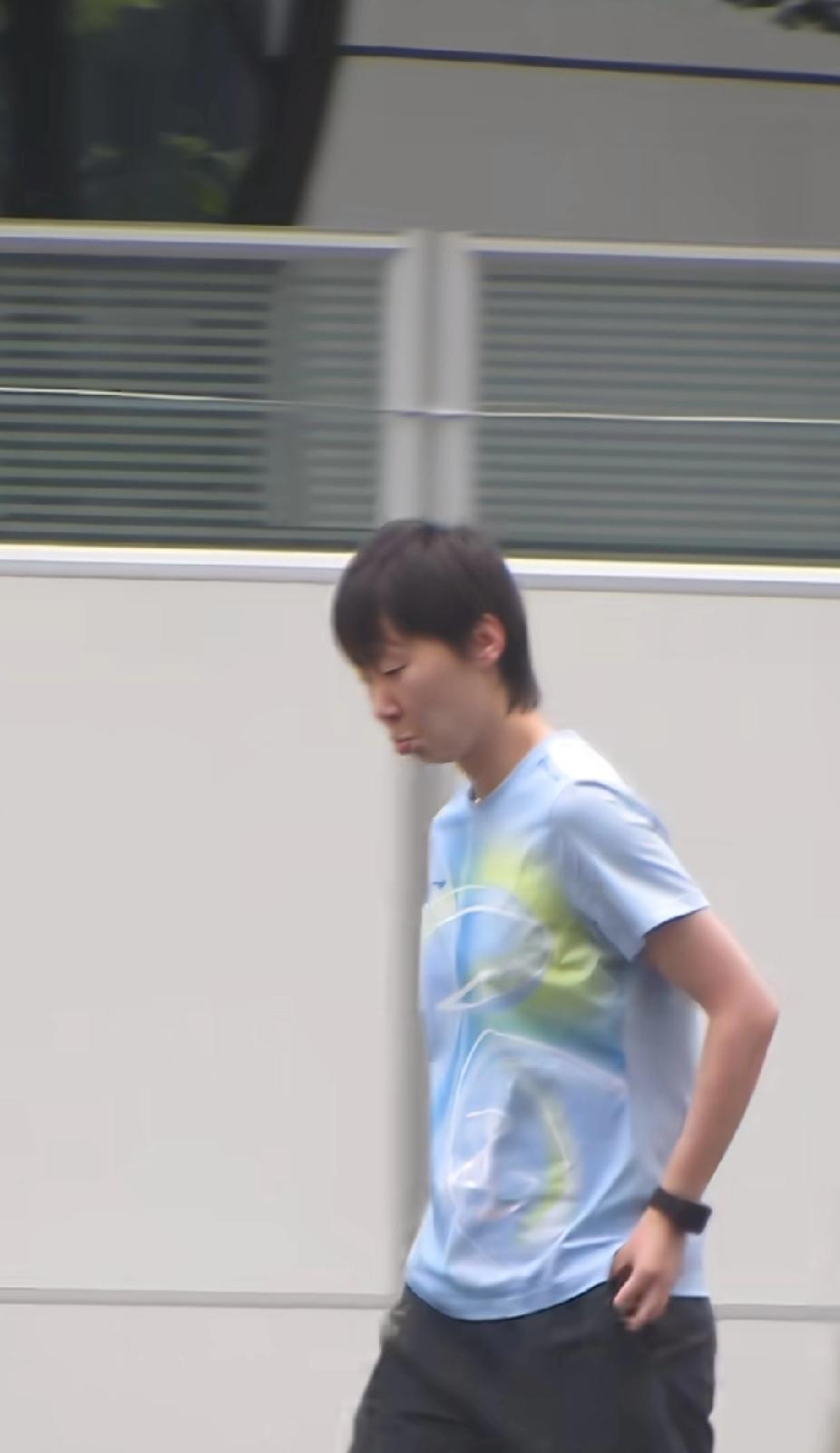 曼昱备战路透，奶萌状态太圈粉💙
 
刷到王曼昱成都封闭训练路透，瞬间被软萌到！